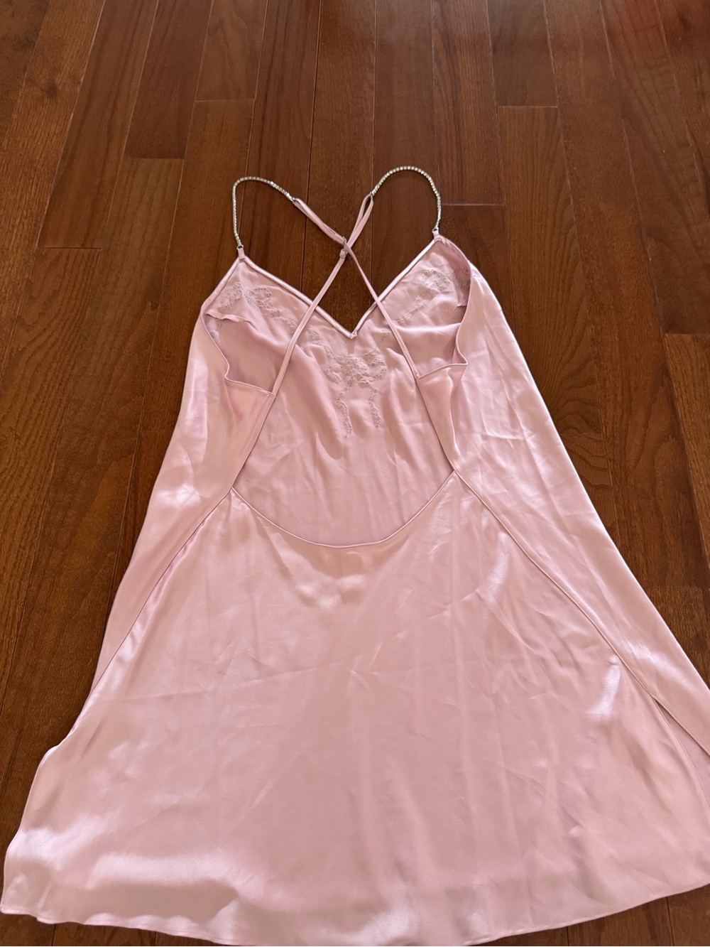Victoria's Secret Light Pink Satin Slip with rhinestone Bow detailing! - Picture 6 of 7